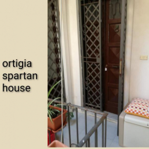 Ortigia spartan house 2